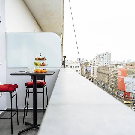 Amazing City View - Terrace+Netflix - City Center ブカレスト エクステリア 写真